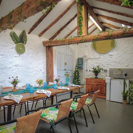 El Pajar De Trescasas Holiday home Sonsoto